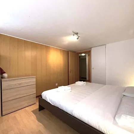 Chalet-etage Mitten Im Dorf