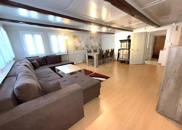 Chalet-etage Mitten Im Dorf *